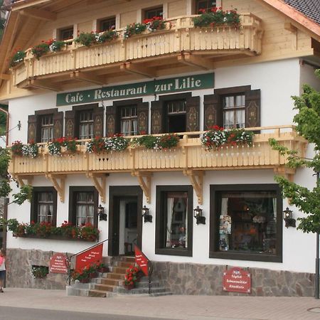 Hotel Gaestehaus Zur Lilie Triberg im Schwarzwald Exterior foto