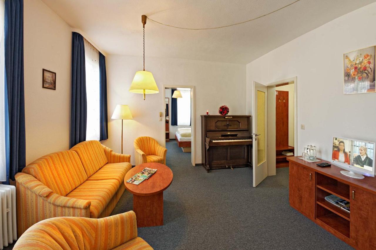 Gaestehaus Zur Lilie Triberg im Schwarzwald Exterior foto